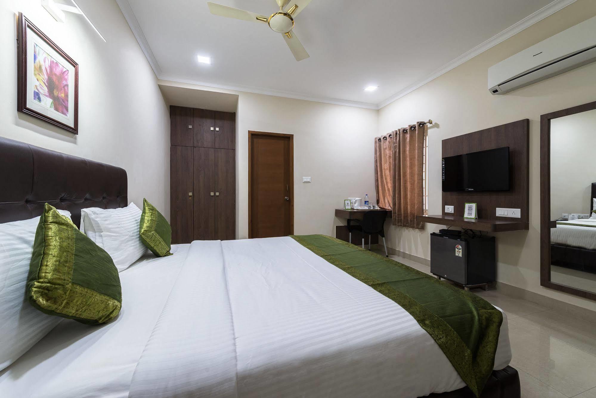 Hotel Mount Kailash Suites 첸나이 외부 사진